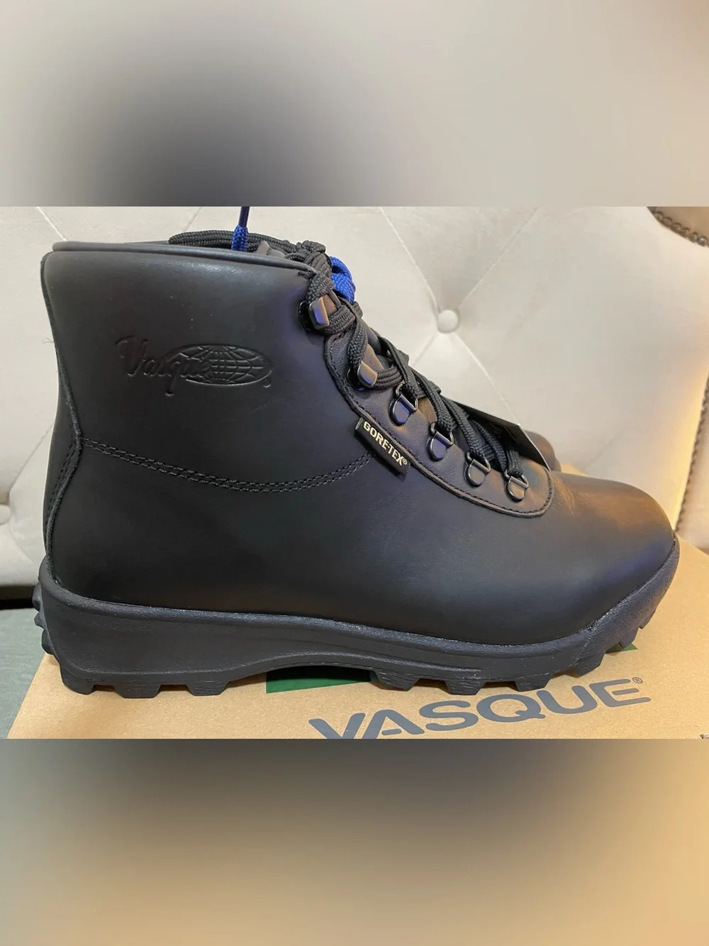 New Men’s Size 10 Vasque Black 7128 Sundowner GTX